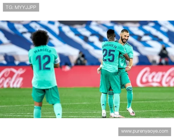 Caps中路统治力再现率队逆转强敌展现绝对核心风采